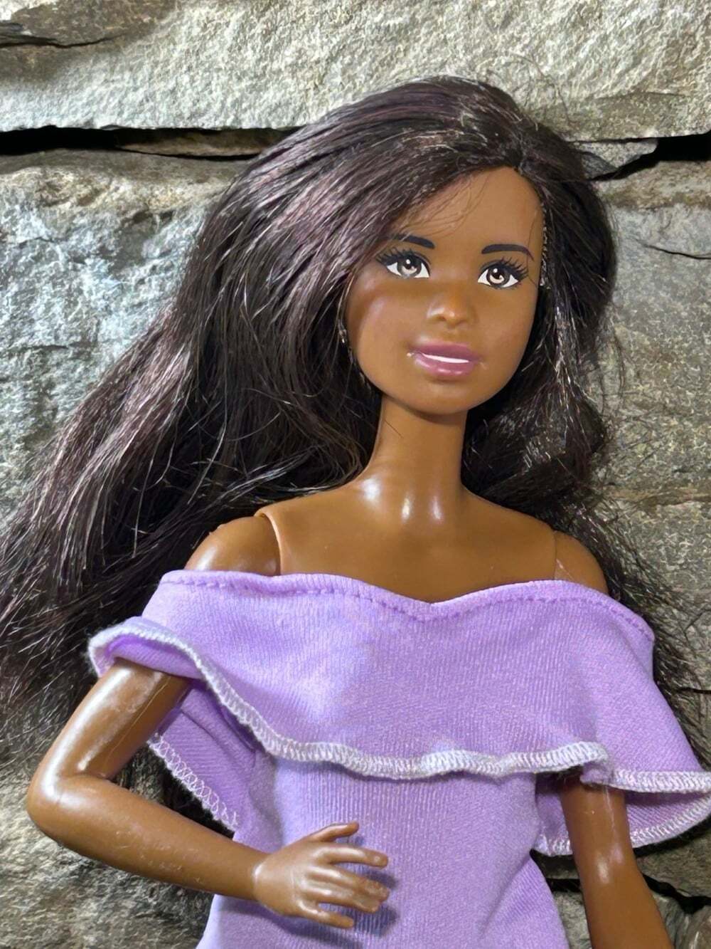 1990 Mattel Dark Complexion Barbie Hazel Eyes
